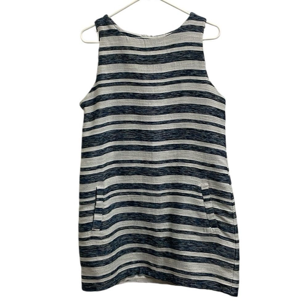 Cupcakes and Cashmere Blue Stripe Tunic Top - Picture 2 of 9